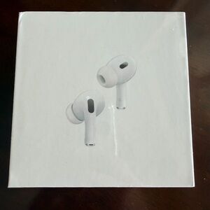 Earbuds with Magnetic Charging Case